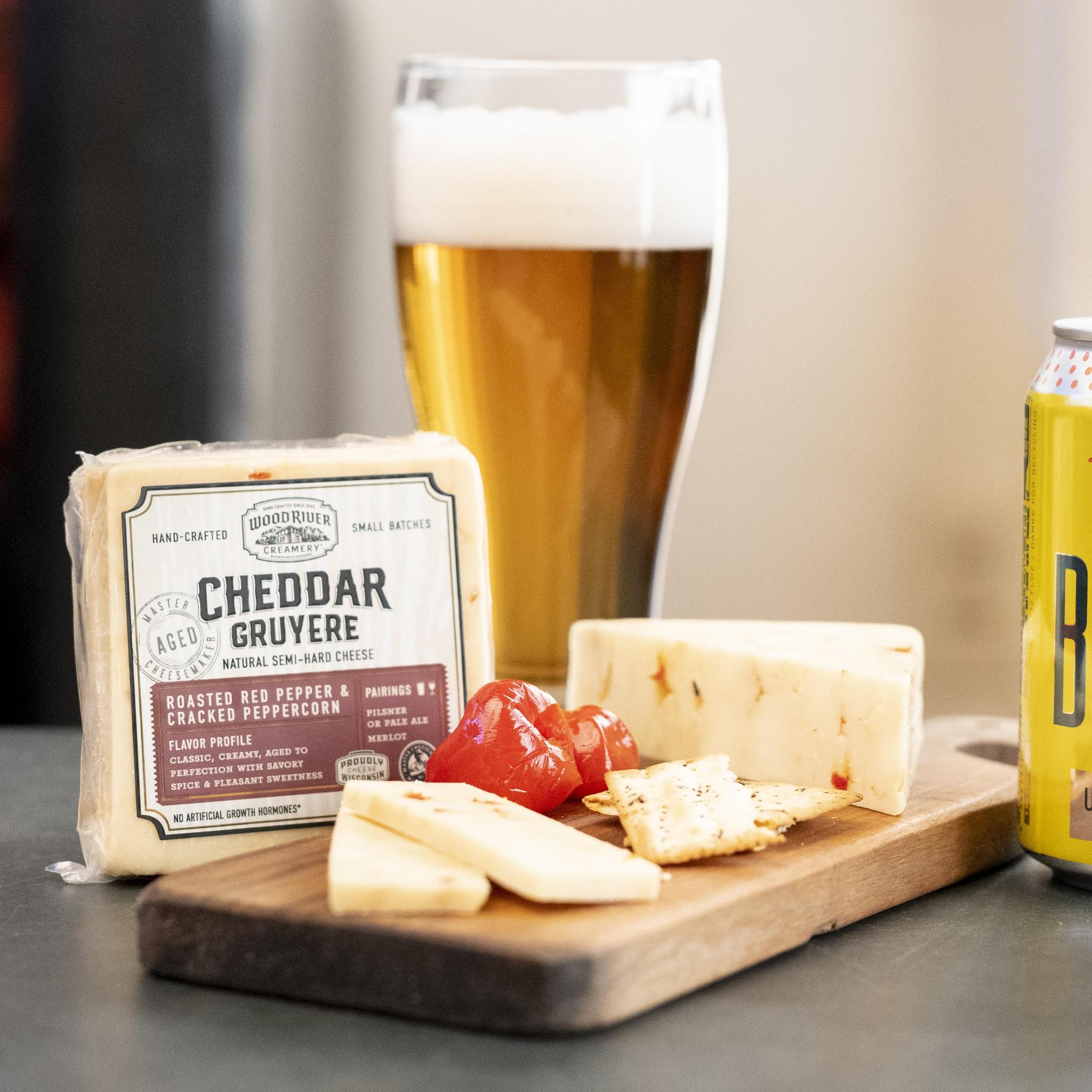 Roasted Red Pepper & Cracked Peppercorn Cheddar Gruyere
