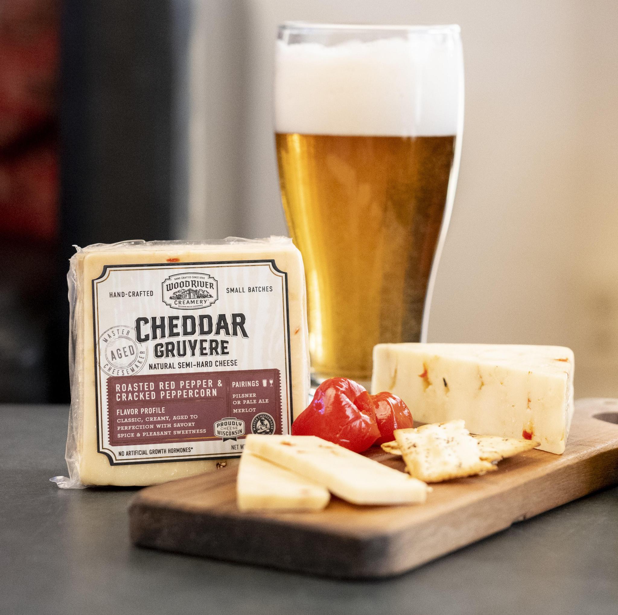 Roasted Red Pepper and Cracked Peppercorn Cheddar Gruyere
