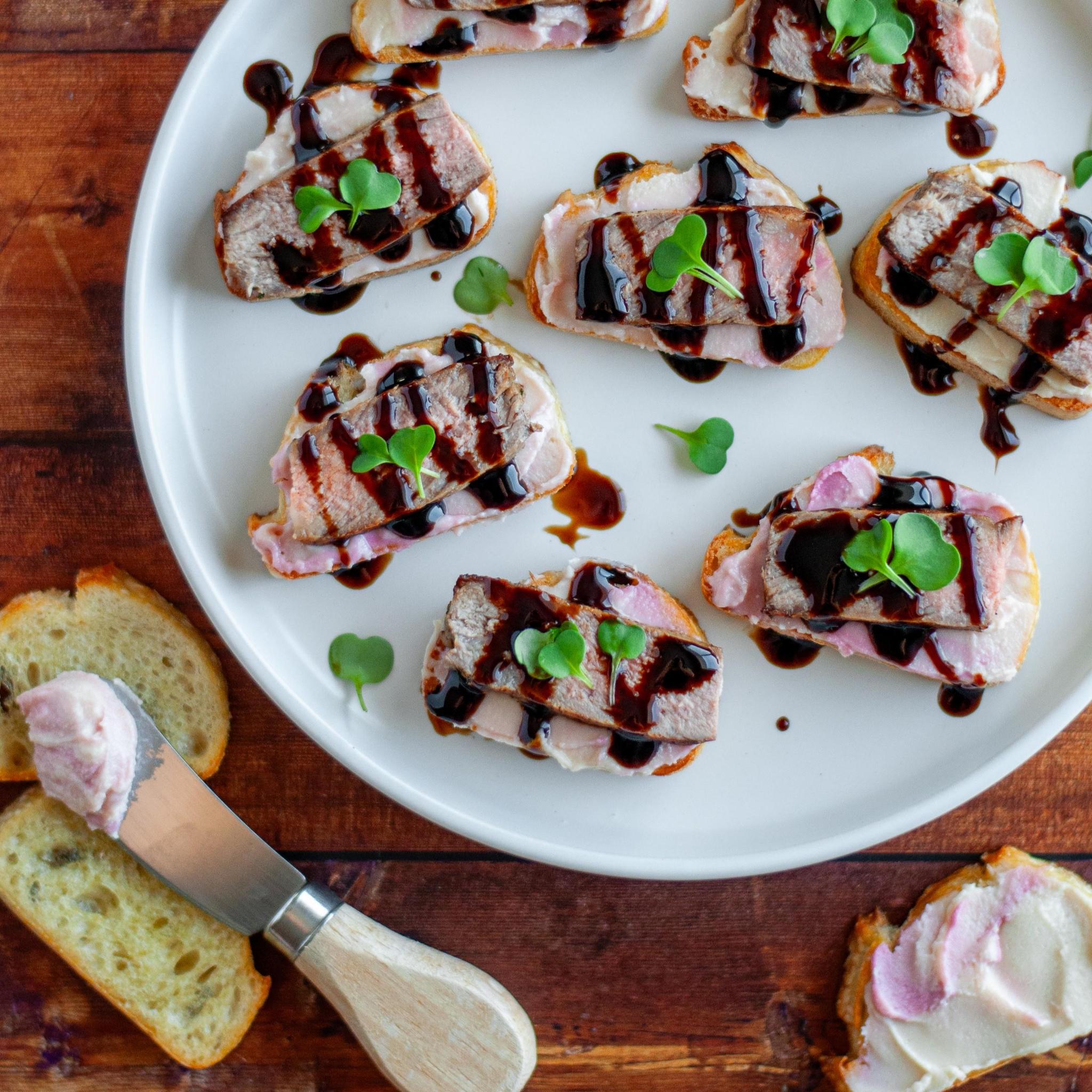 Merlot Wine Cheddar Gruyere Spreadable Cheese