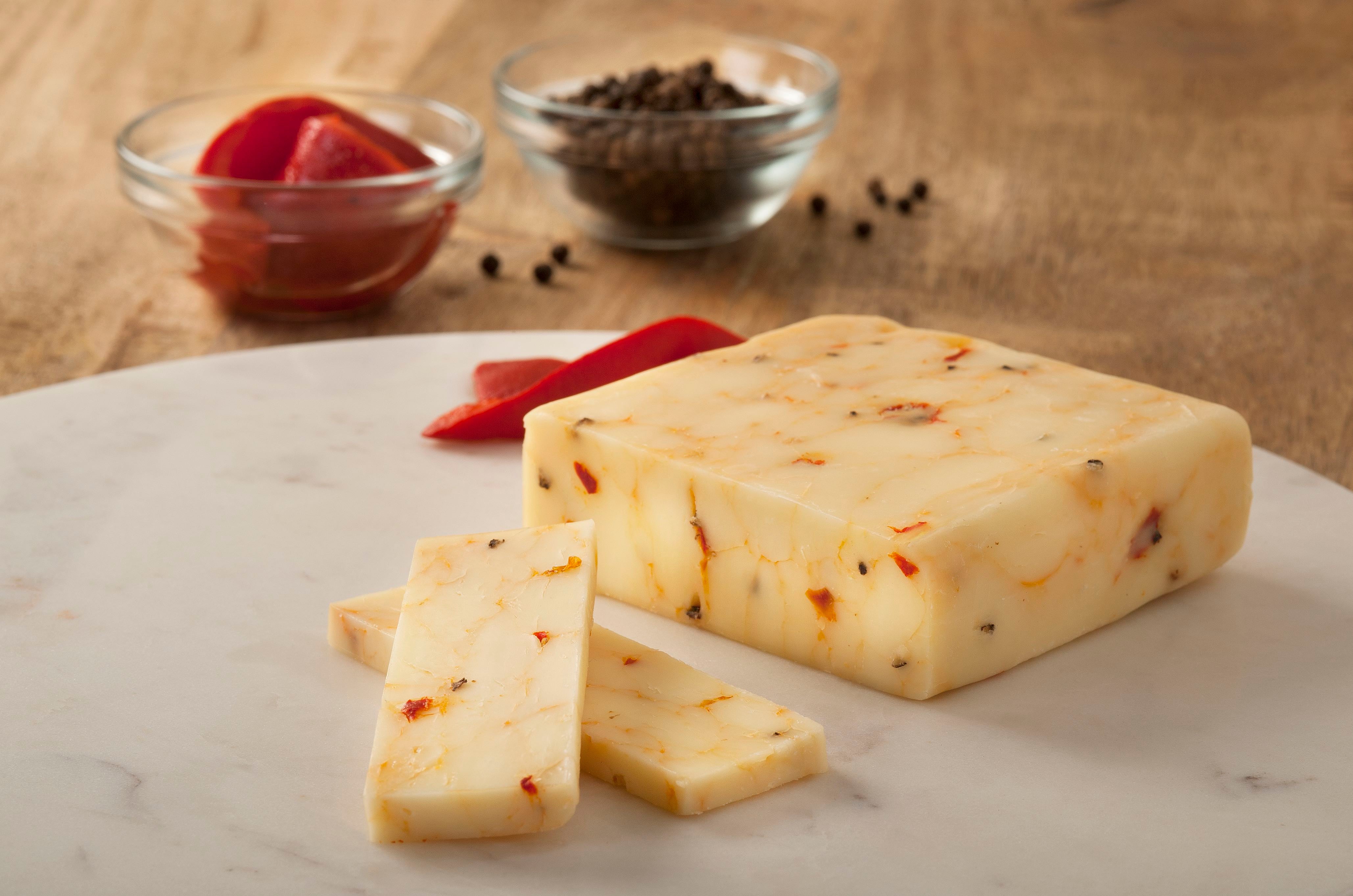 Wood River Creamery Roasted Red Pepper & Black Peppercorn_Sample